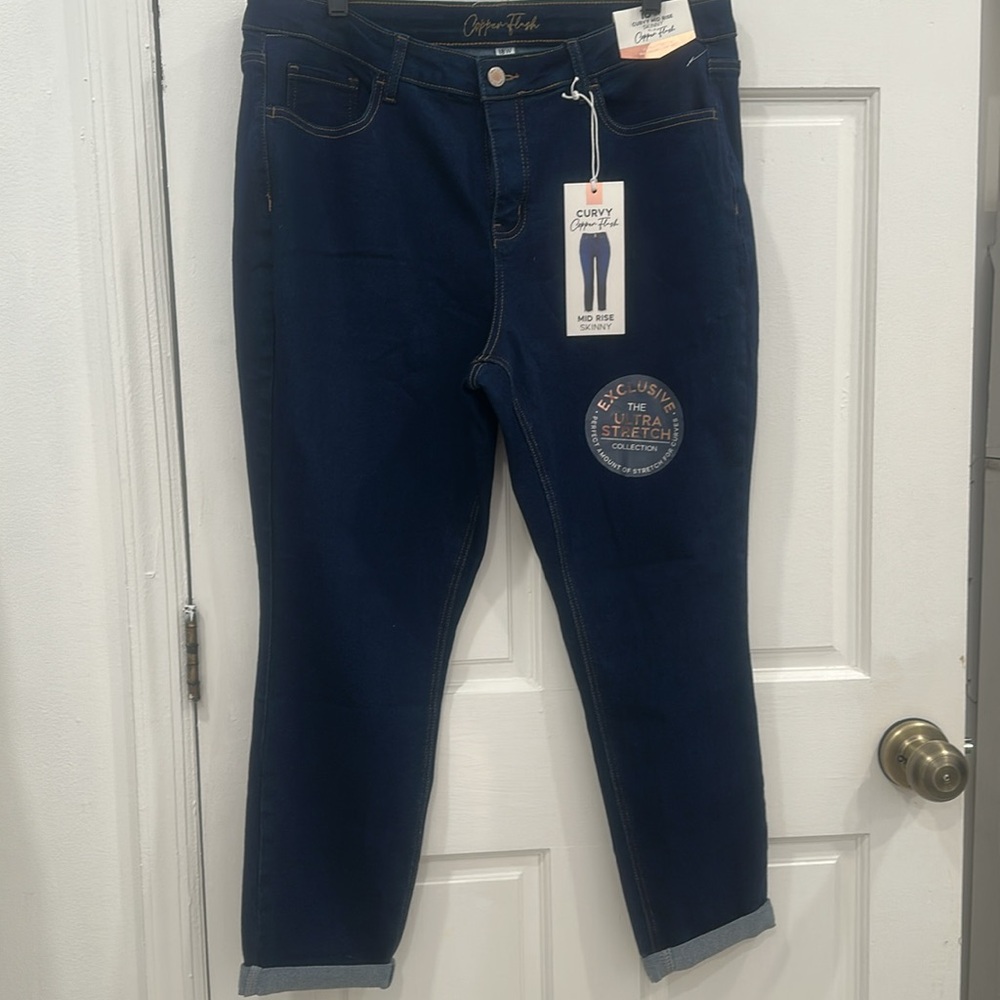 NWT Copper Flash Curvy mid rise skinny jeans plus size 18W